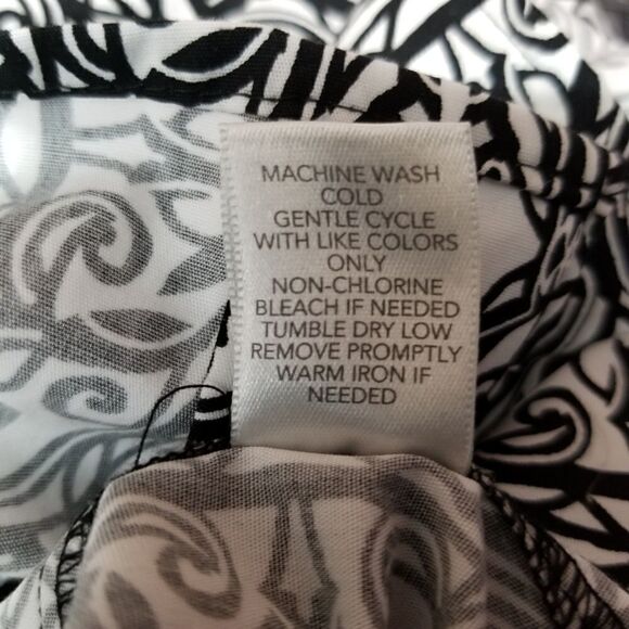 Career Style Blouse Front Button Up Shirt. - Picture 8 of 8